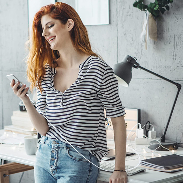 Nástěnná nabíječka 3,6A 25W rychlé napájení PD USB-C Type-C Jeden bílý kabel USB-C