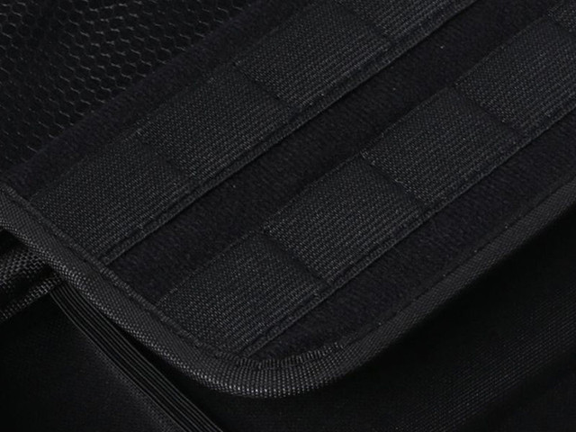 Pouzdro Alogy Tough Pouch z černého skla na Nintendo Switch Case