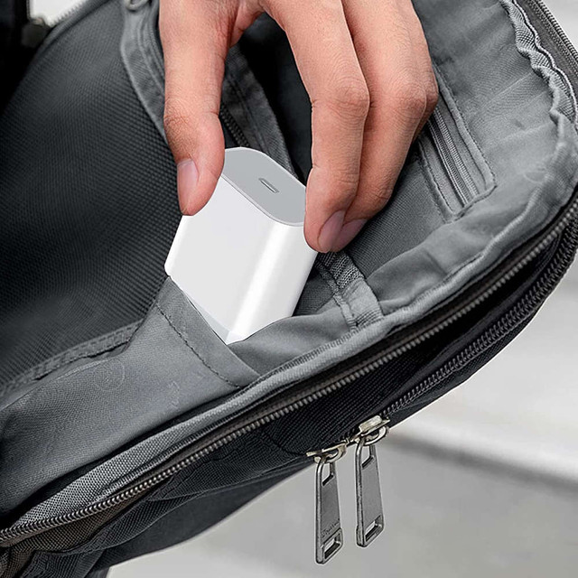 Nástěnná nabíječka 3,6A 25W rychlé napájení PD USB-C Type-C Jeden bílý kabel USB-C