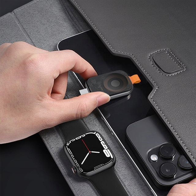 Magnetická indukční nabíječka pro Apple Watch 3,5W s přívěskem